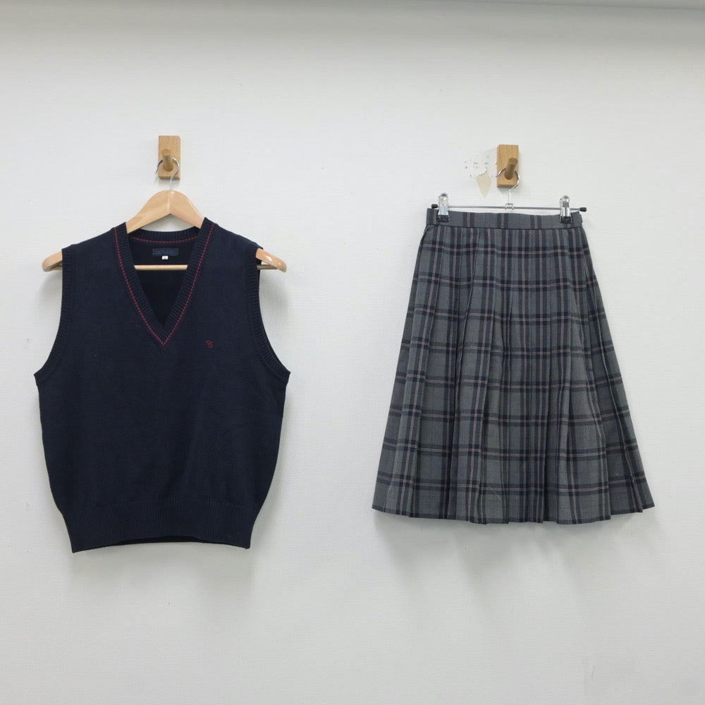 【中古】東京都 小山田中学校 女子制服 2点（ニットベスト・スカート）sf018873