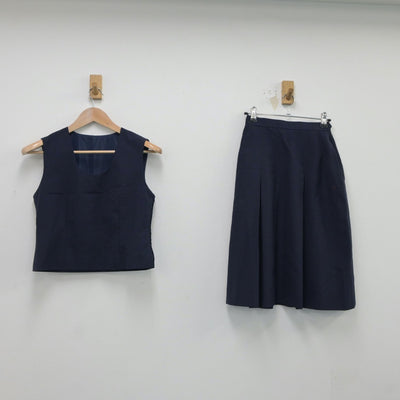 【中古】東京都 小金井市立緑中学校 女子制服 2点（ベスト・スカート）sf018958