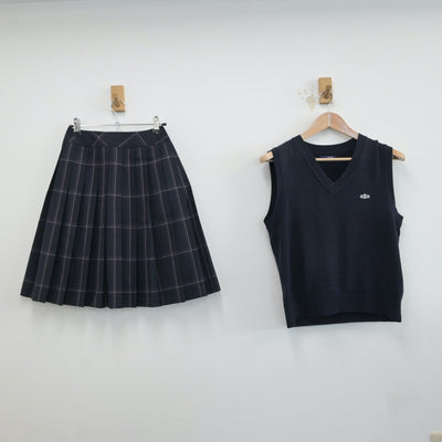 【中古】東京都 赤塚第一中学校 女子制服 2点（ニットベスト・スカート）sf018995