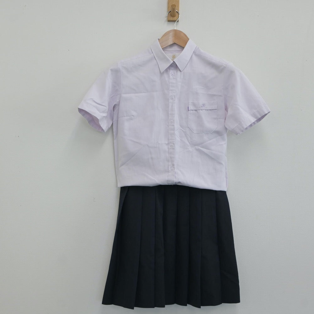 【中古】東京都 共立女子高等学校 女子制服 2点（シャツ・スカート）sf018998