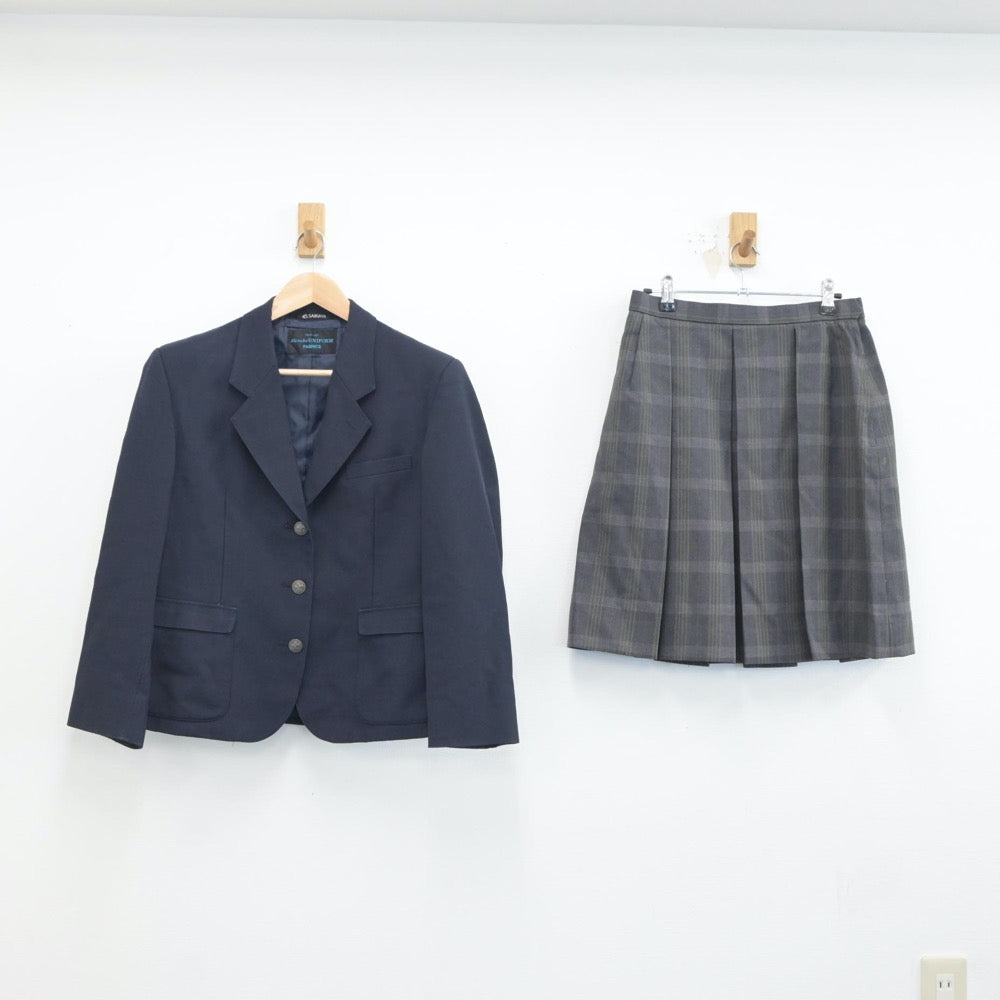 【中古】神奈川県 横須賀学院高等学校 女子制服 3点（ブレザー・ニット・スカート）sf019080