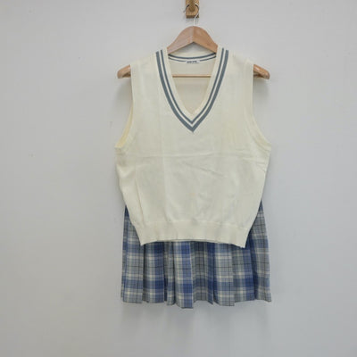 【中古】群馬県 群馬県立玉村高等学校 女子制服 2点（ニットベスト・スカート）sf019168