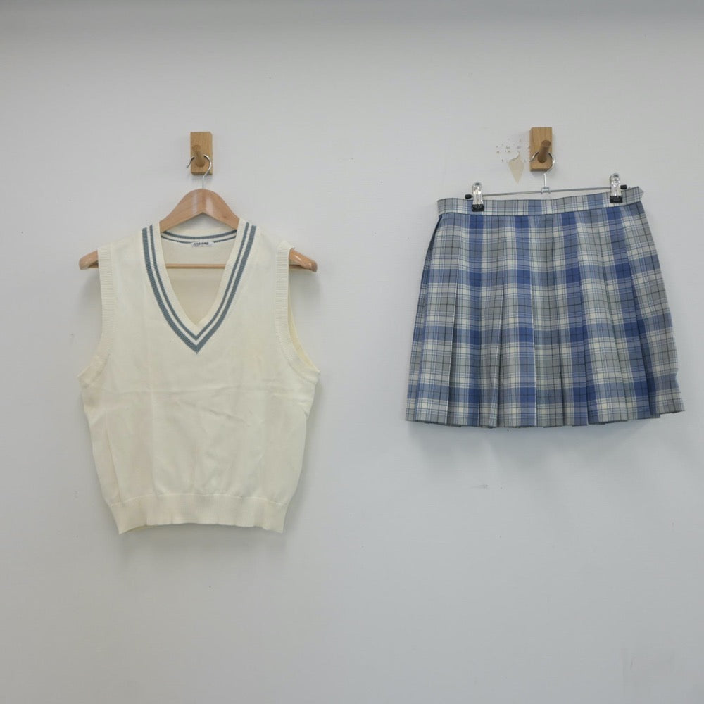 【中古】群馬県 群馬県立玉村高等学校 女子制服 2点（ニットベスト・スカート）sf019168