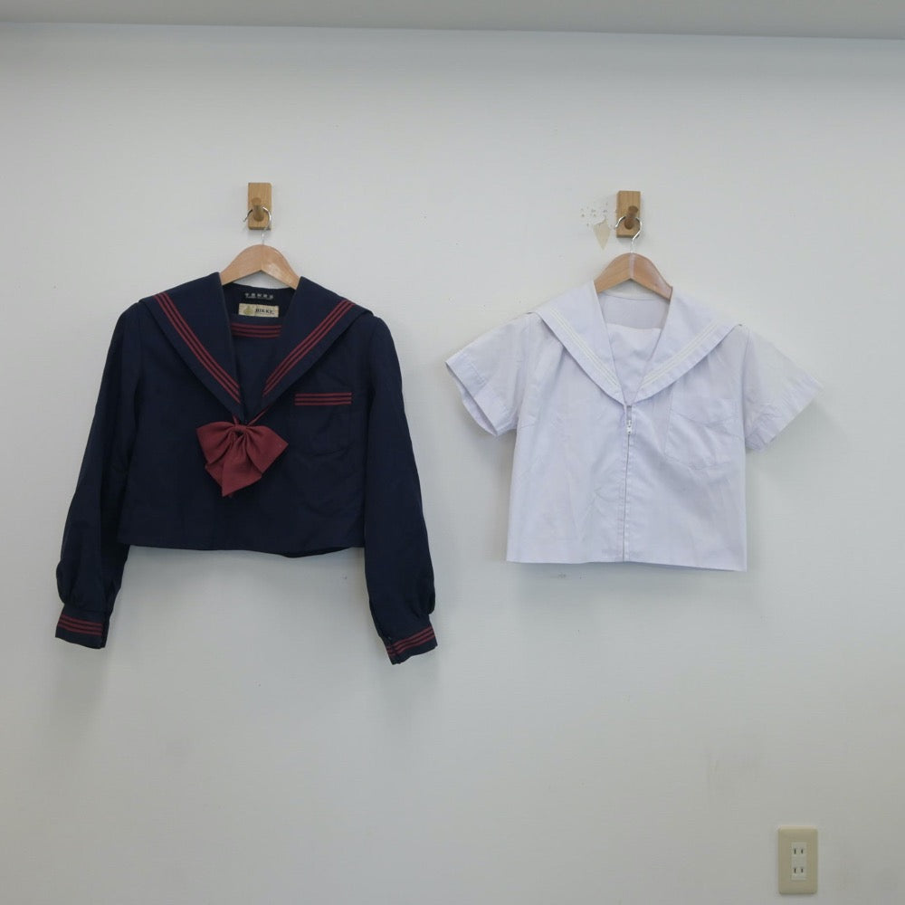 【中古】奈良県 大和高田市立片塩中学校 女子制服 3点（セーラー服・セーラー服）sf019229