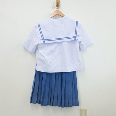 【中古】沖縄県 仲西中学校 女子制服 2点（セーラー服・スカート）sf019236