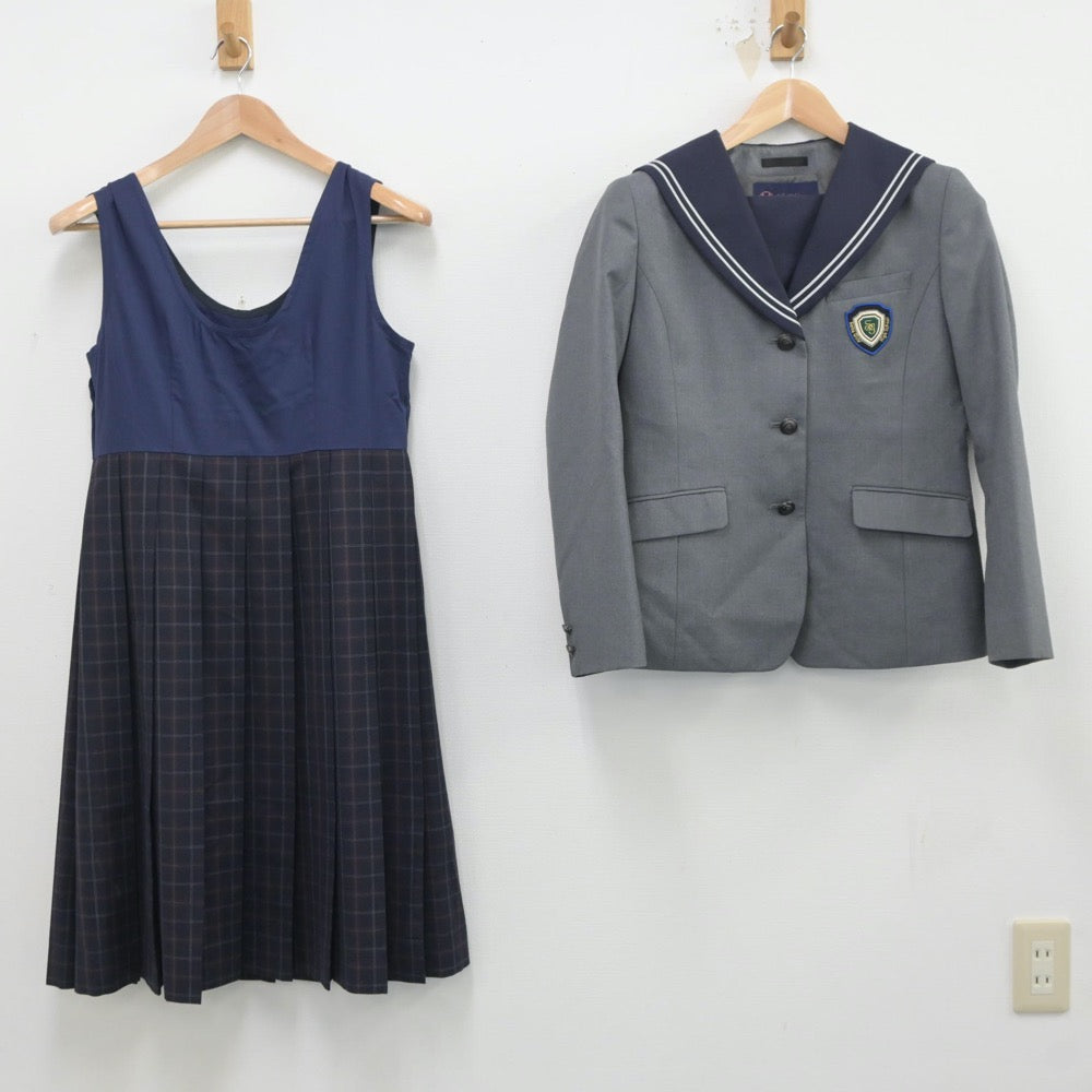 【中古】福岡県 精華女子高等学校 女子制服 4点（セーラー服・ニット・ジャンパースカート）sf019309