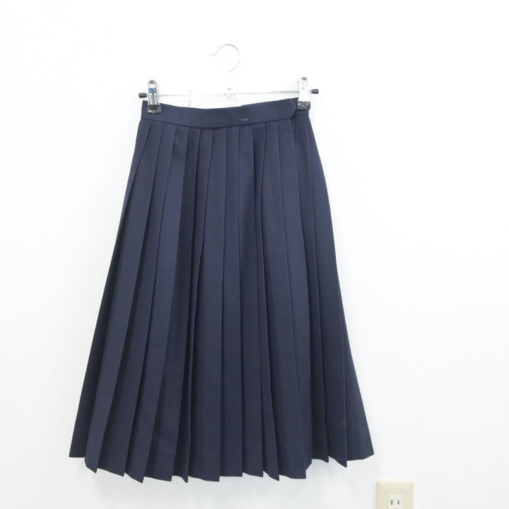 【中古】静岡県 半田市立成岩中学校 女子制服 3点（セーラー服・スカート）sf019376