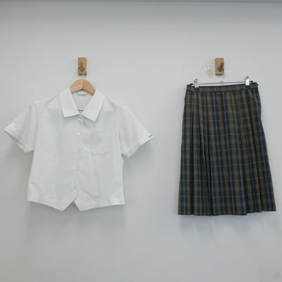 【中古】静岡県 富士宮北高等学校 女子制服 2点（シャツ・スカート）sf019410