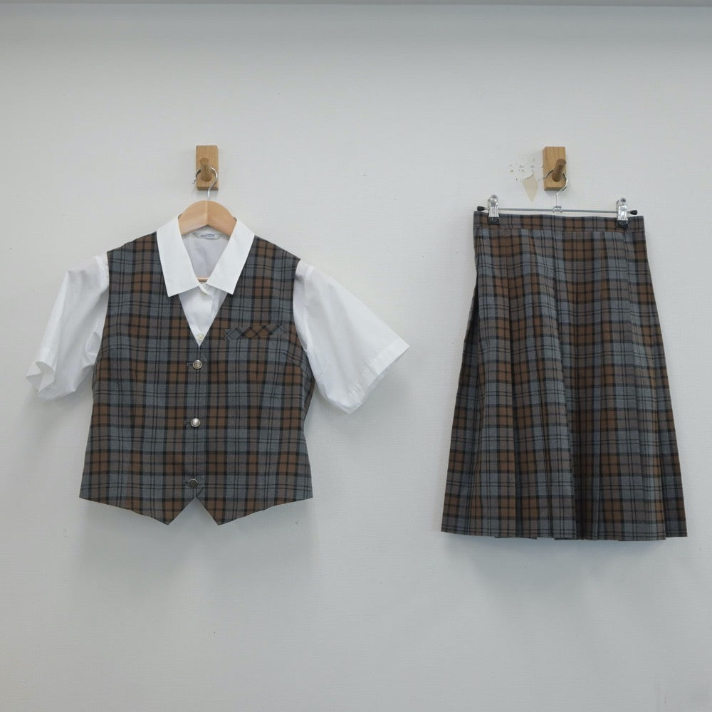 【中古】埼玉県 所沢中学校 女子制服 3点（シャツ・ベスト・スカート）sf019417