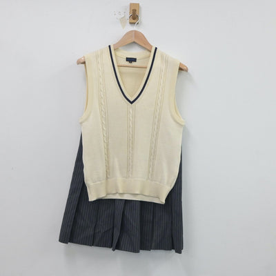 【中古】岡山県 倉敷中央高等学校 女子制服 2点（ニットベスト・スカート）sf019450