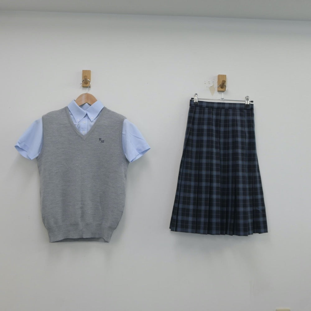 【中古】京都府 木津南中学校 女子制服 3点（ニットベスト・シャツ・スカート）sf019568