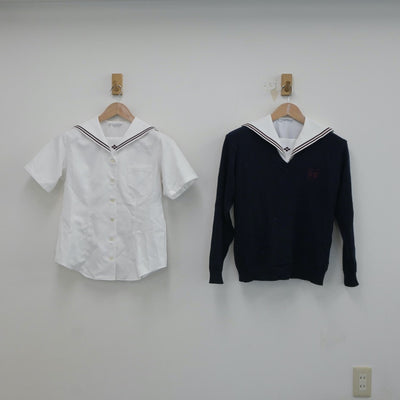 【中古】群馬県 共愛学園中学校 女子制服 3点（セーラー服・ニット）sf019669