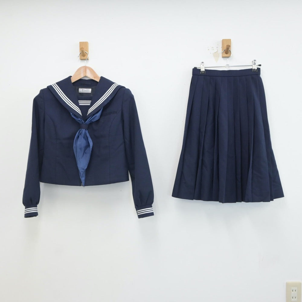 【中古】秋田県 大仙市立大曲中学校 女子制服 2点（セーラー服・スカート）sf019670