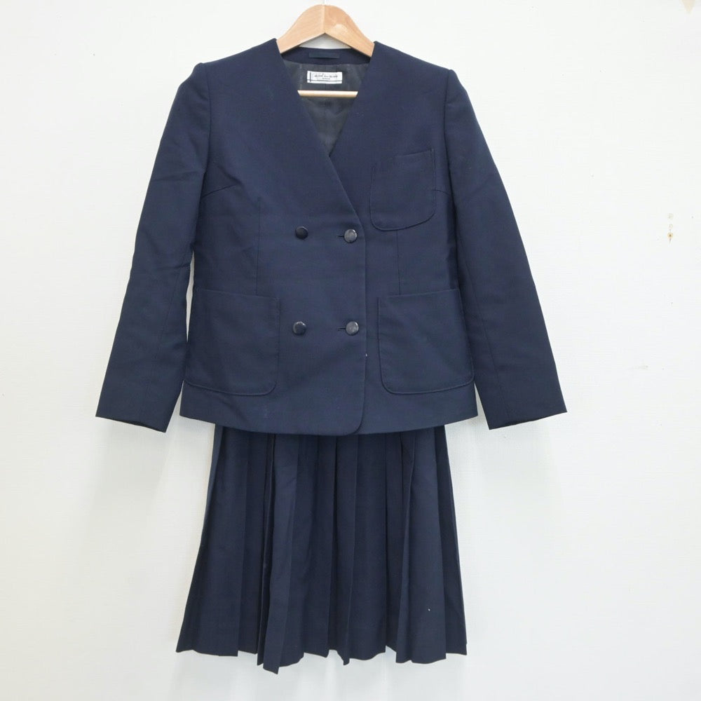 【中古】埼玉県 岸中学校 女子制服 2点（ブレザー・スカート）sf019678