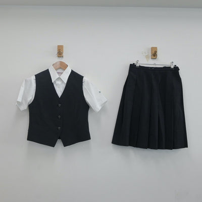 【中古】埼玉県 栄東高等学校 女子制服 3点（シャツ・ベスト・スカート）sf019727