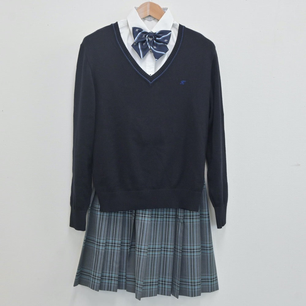 【中古】神奈川県 私立鵠沼高等学校 女子制服 4点（ニット・シャツ・スカート）sf019833