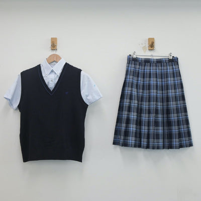 【中古】神奈川県 私立鵠沼高等学校 女子制服 4点（ニットベスト・シャツ・スカート）sf019834