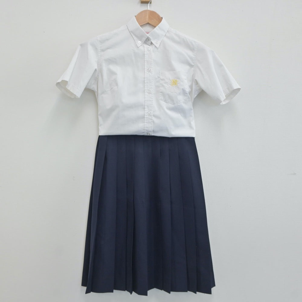 【中古】神奈川県 日本大学高等学校 女子制服 2点（シャツ・スカート）sf019963