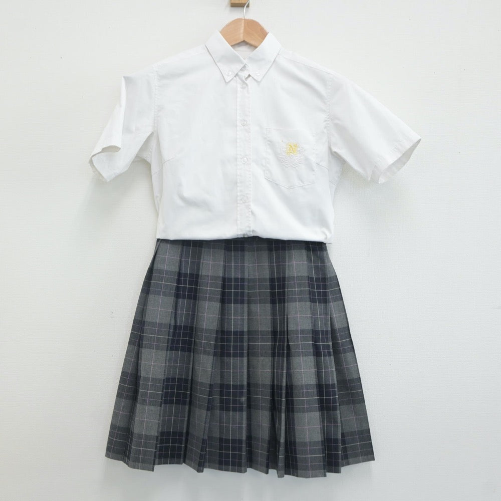 【中古】神奈川県 日本大学高等学校 女子制服 2点（シャツ・スカート）sf019964