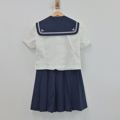 【中古】大分県 中津北高等学校 女子制服 2点（セーラー服・スカート）sf020137