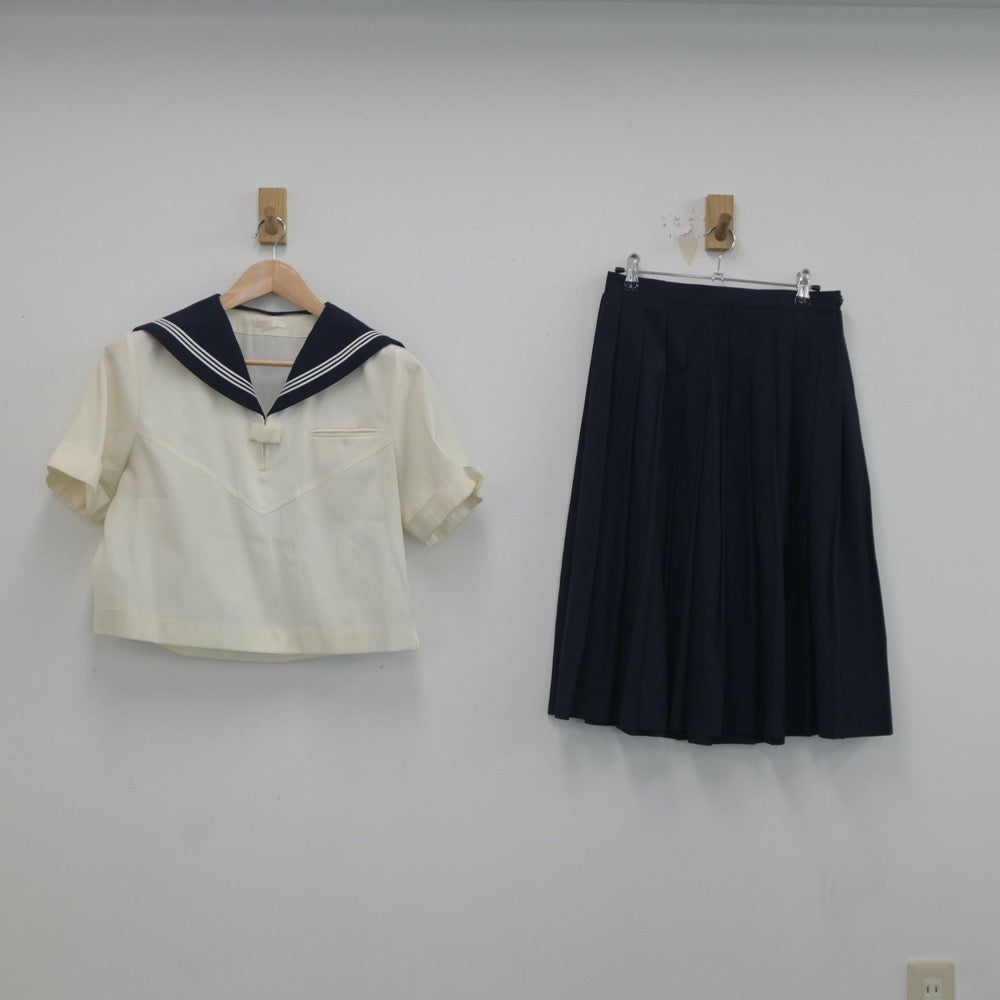 【中古】東京都 國學院久我山高等学校 女子制服 3点（セーラー服・スカート）sf020147