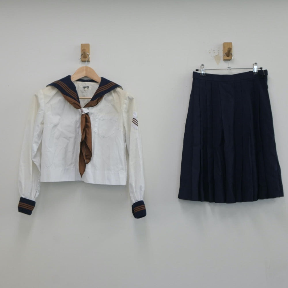 【中古】東京都 関東国際高等学校 女子制服 3点（セーラー服・スカート）sf020212