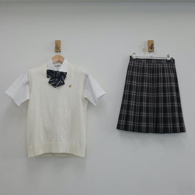 【中古】千葉県 二松学舎大学附属柏高等学校 女子制服 5点（シャツ・ニットベスト・スカート）sf020220