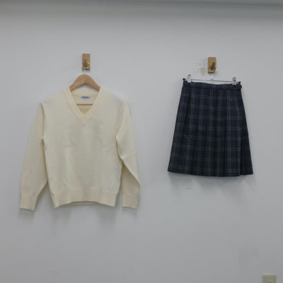 【中古】神奈川県 麻布大学附属高等学校 女子制服 2点（ニット・スカート）sf020265