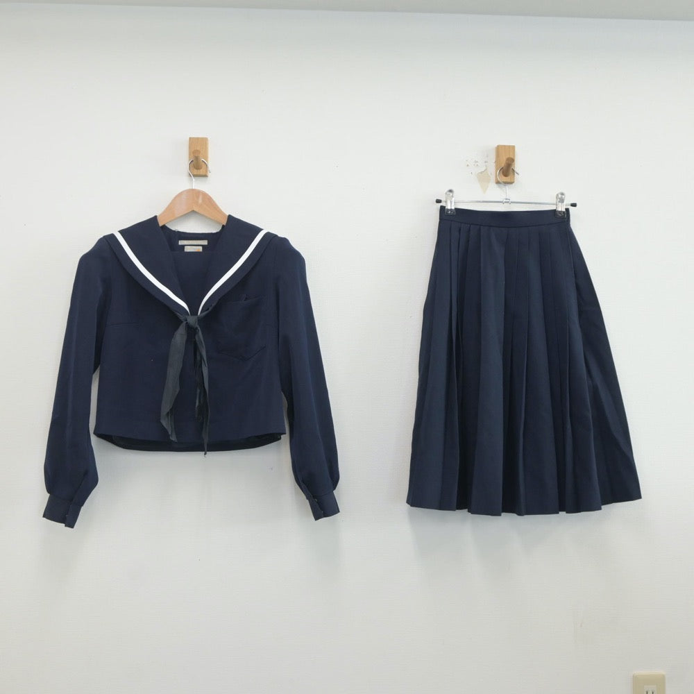 【中古】愛知県 碧南市立中央中学校 女子制服 3点（セーラー服・スカート）sf020346