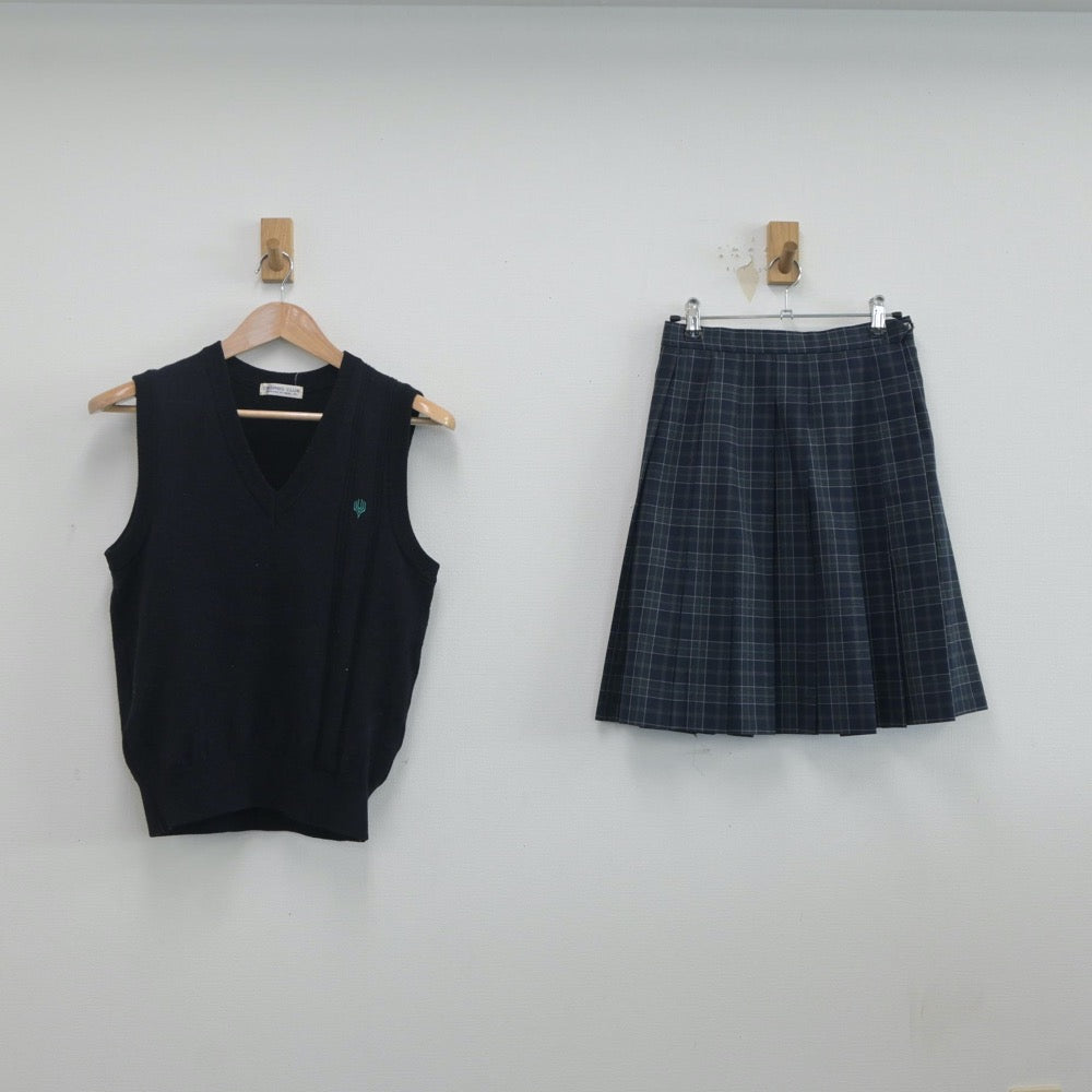 【中古】大阪府 大阪学芸高等学校 女子制服 2点（ニットベスト・スカート）sf020367