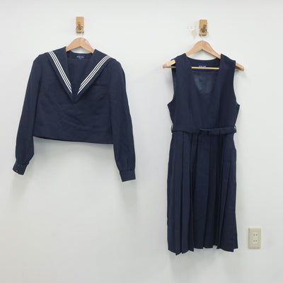 【中古】福岡県 折尾愛真高等学校 女子制服 2点（セーラー服・ジャンパースカート）sf020512