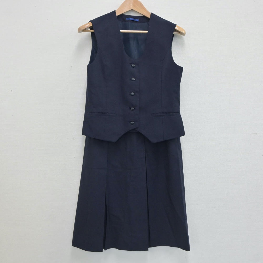 【中古】北海道 藤女子中学校 女子制服 4点（セーラー服・ベスト・スカート）sf020649