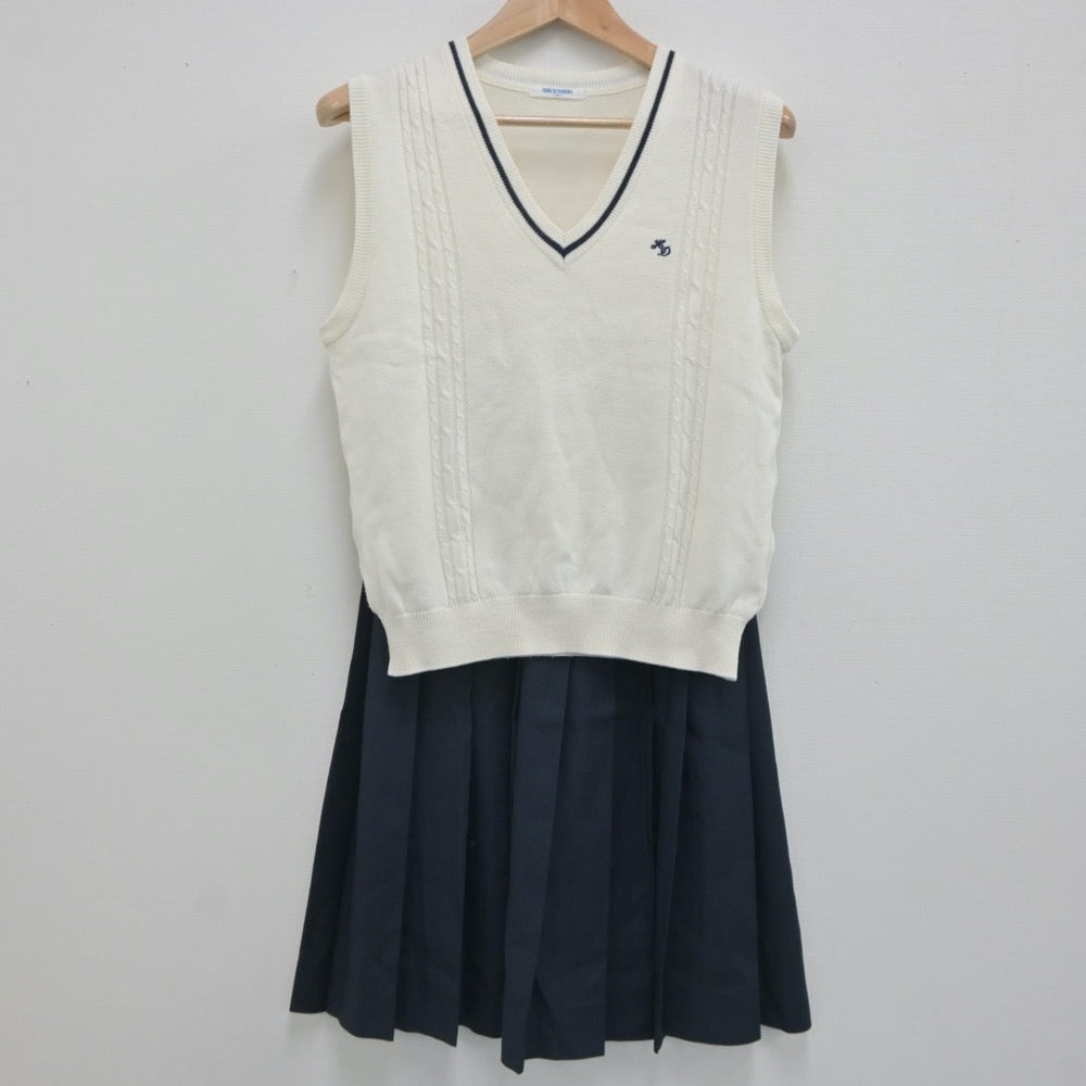 【中古】埼玉県 羽生第一高等学校 女子制服 2点（ニットベスト・スカート）sf020740