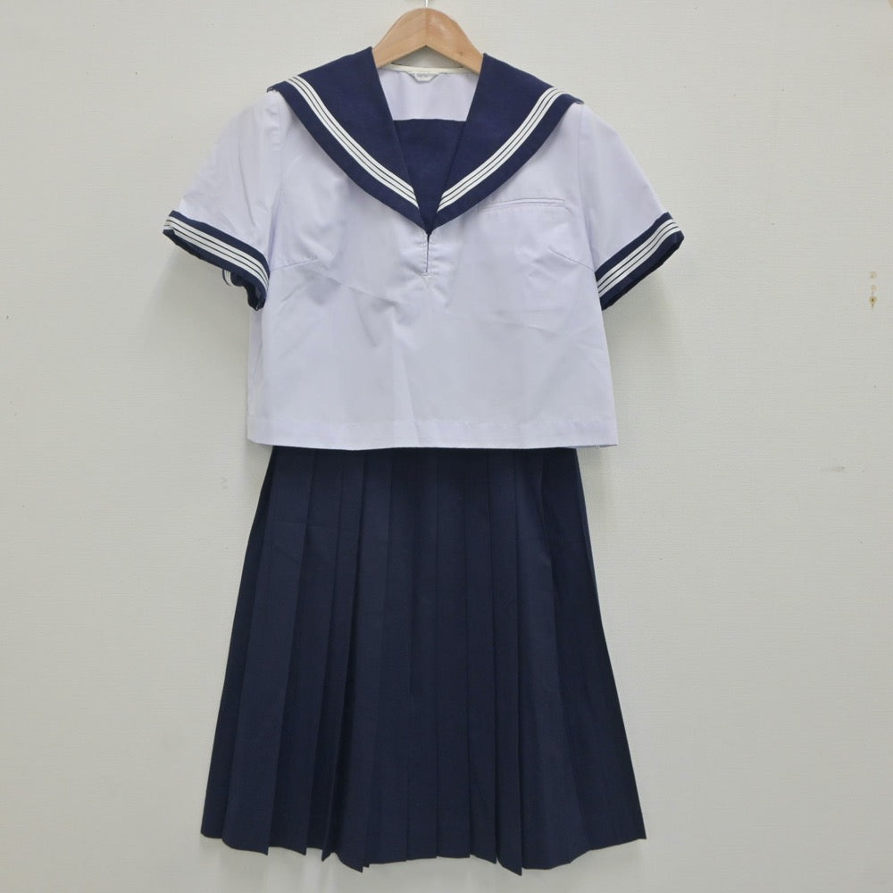 【中古】佐賀県 唐津第一中学校 女子制服 2点（セーラー服・スカート）sf020811