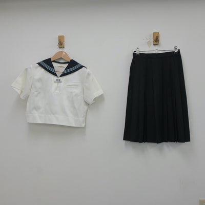 【中古】東京都 大妻中野中学校 女子制服 2点（セーラー服・スカート）sf020902