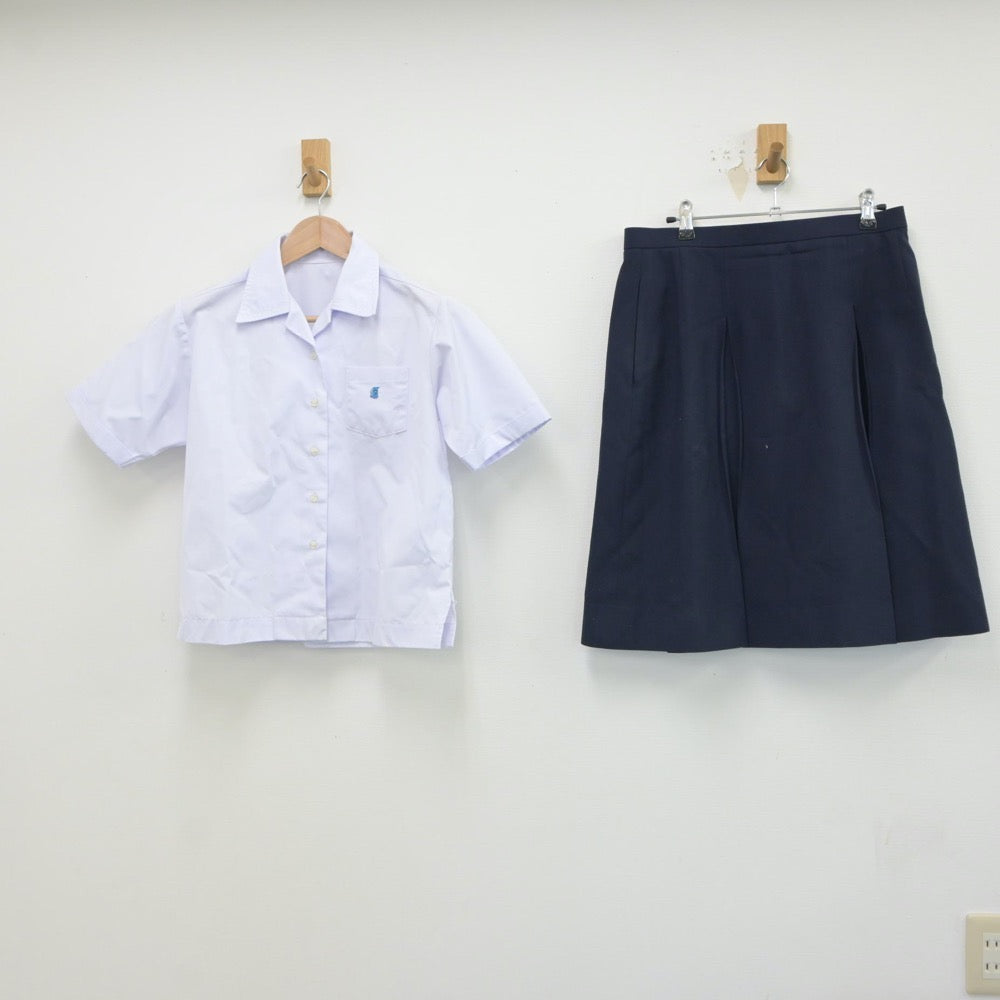 【中古】静岡県 静岡県立静岡商業高等学校 女子制服 2点（シャツ・スカート）sf020911