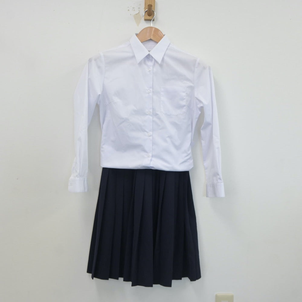 【中古】岐阜県 穂積中学校 女子制服 2点（シャツ・スカート）sf020952