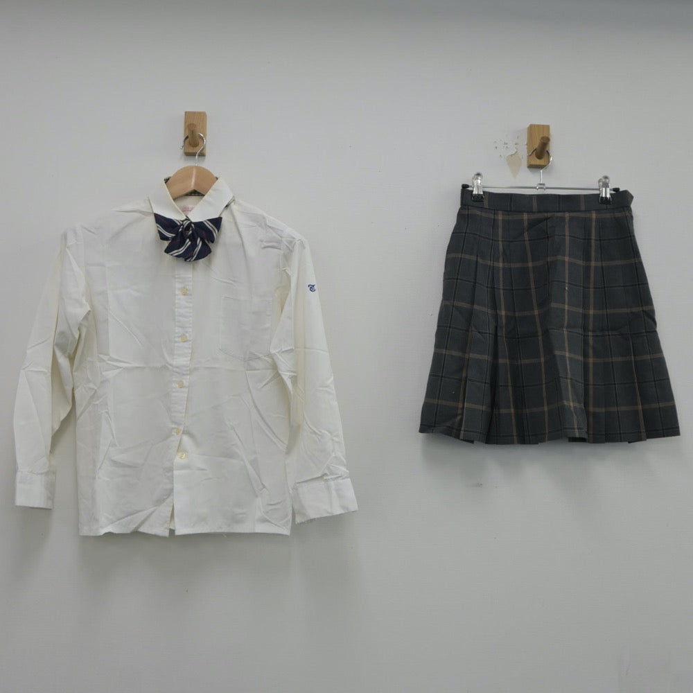 【中古】三重県 高田学苑 高田中学校・高等学校 女子制服 4点（シャツ・スカート・スカート）sf020999