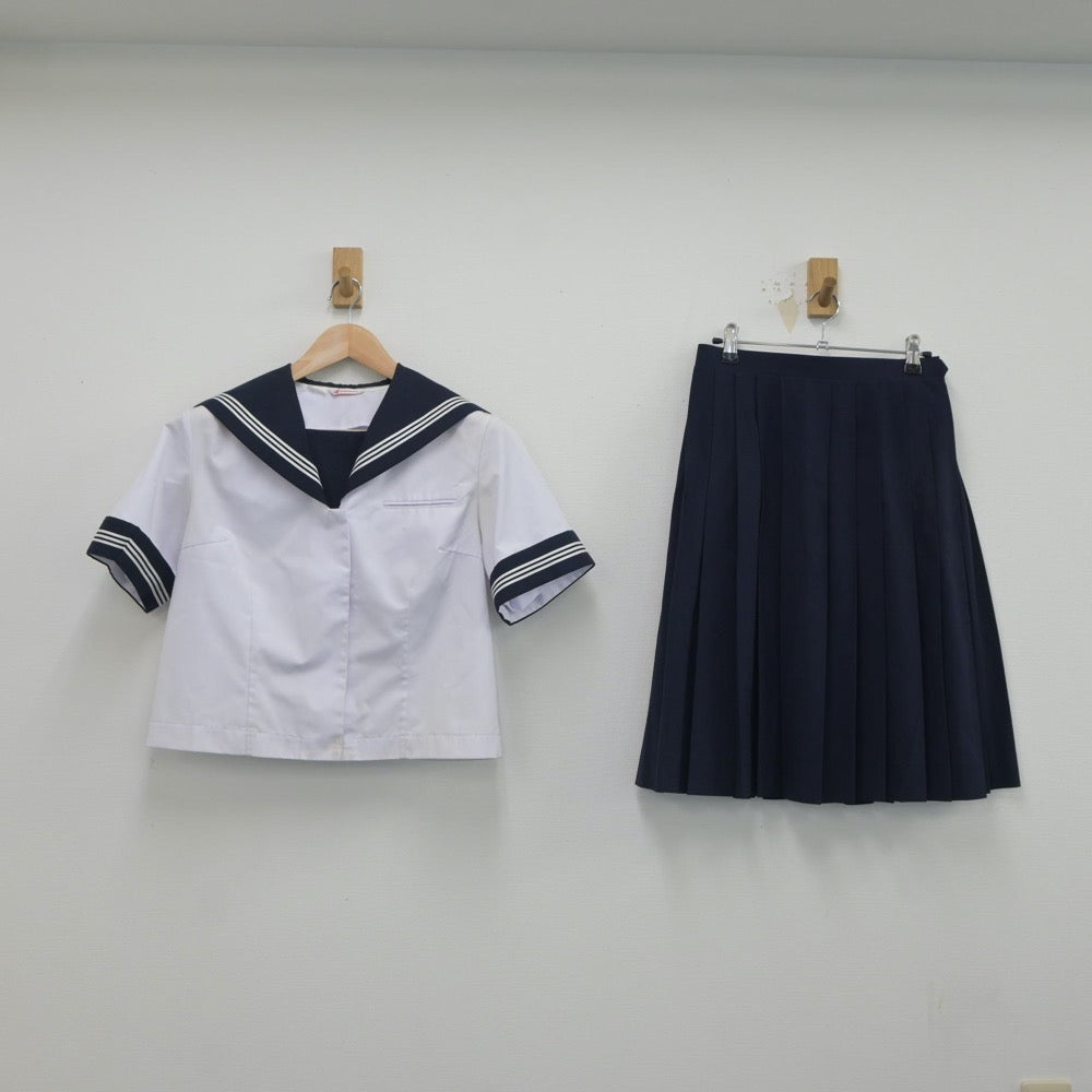 【中古】千葉県 富津中学校 女子制服 2点（セーラー服・スカート）sf021076