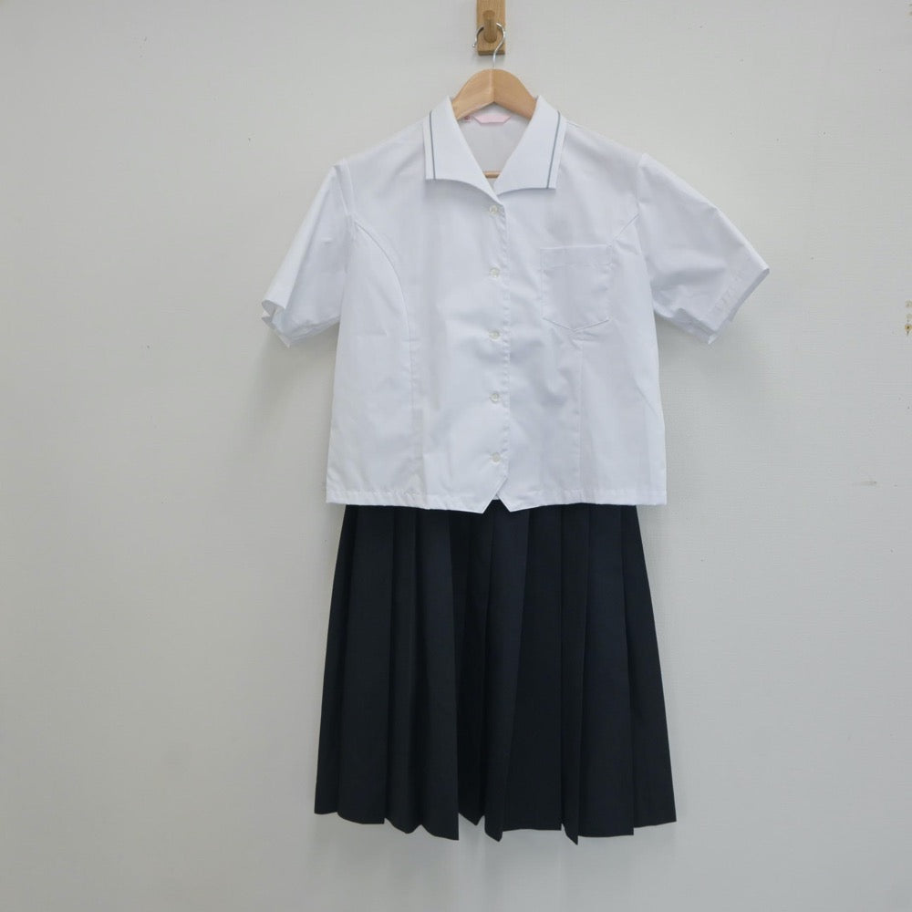 【中古】愛知県 愛知県立瀬戸西高等学校 女子制服 3点（シャツ・スカート）sf021311