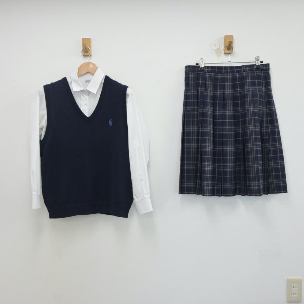 【中古】埼玉県 私立秀明英光高校 女子制服 3点（シャツ・ニットベスト・スカート）sf021336