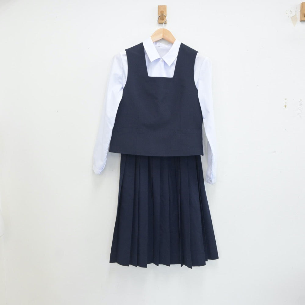 【中古】群馬県 高崎市立倉賀野中学校 女子制服 4点（ブレザー・シャツ・ベスト・スカート）sf021345