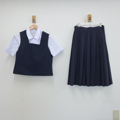 【中古】群馬県 高崎市立倉賀野中学校 女子制服 3点（シャツ・ベスト・スカート）sf021346