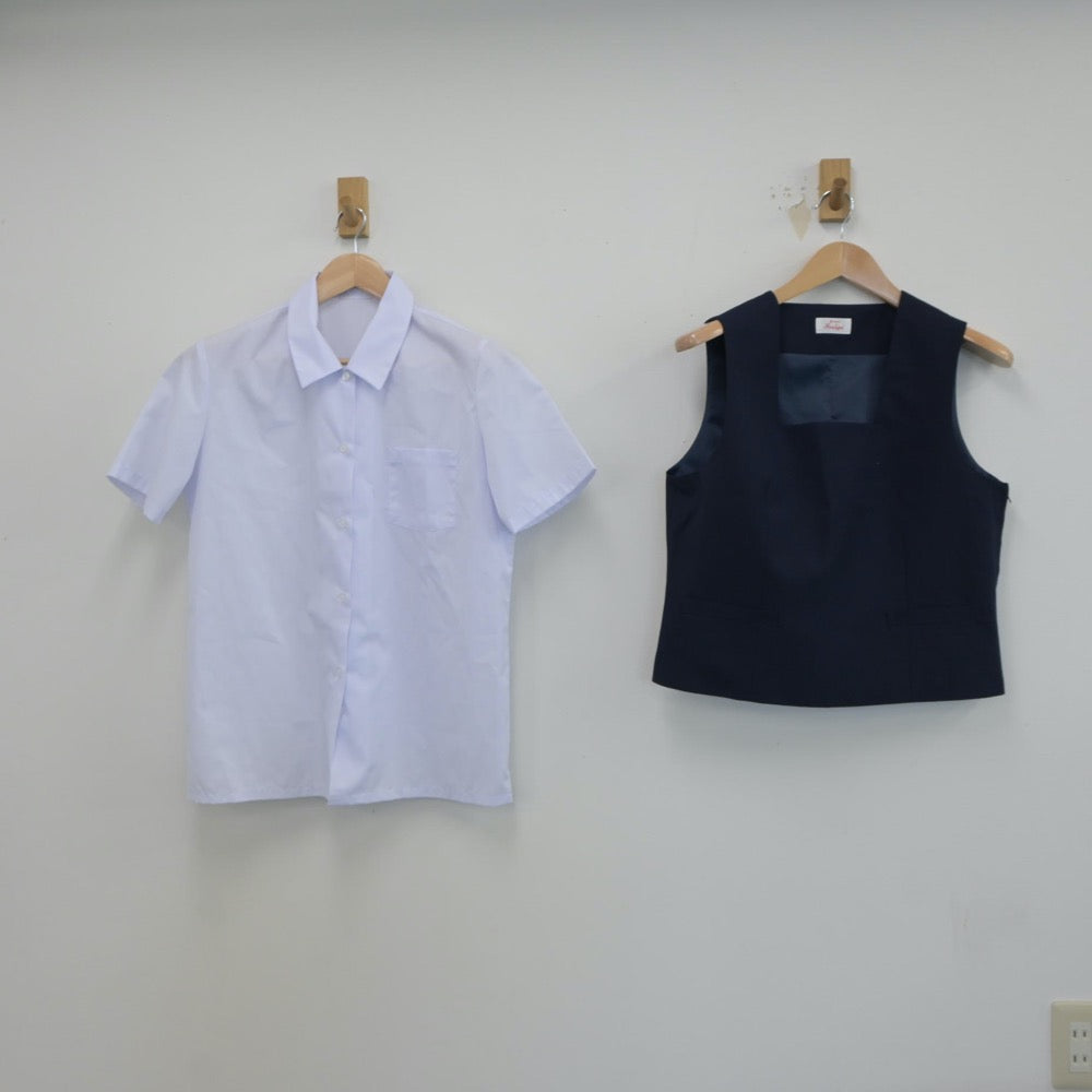 【中古】群馬県 高崎市立倉賀野中学校 女子制服 3点（シャツ・ベスト・スカート）sf021346