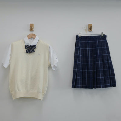 【中古】東京都 駒込高等学校 女子制服 4点（シャツ・ニットベスト・スカート）sf021416