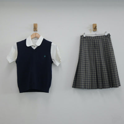 【中古】大阪府 大阪学芸高等学校 女子制服 4点（シャツ・ニットベスト・スカート）sf021442