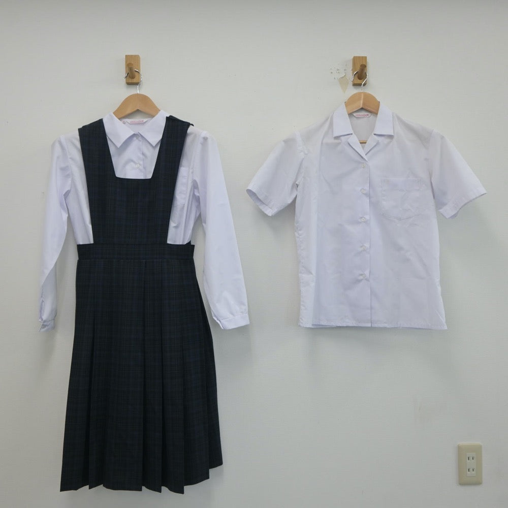 【中古】福岡県 和白中学校 女子制服 4点（シャツ・シャツ・ジャンパースカート）sf021450