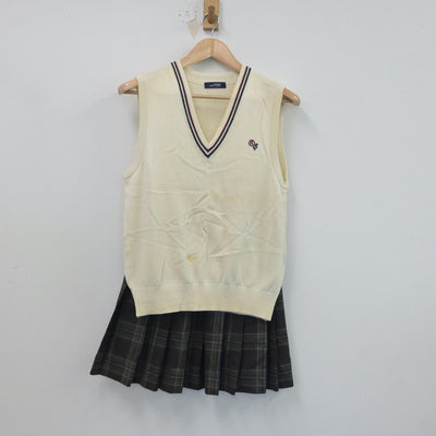 【中古】埼玉県 大宮商業高等学校 女子制服 2点（ニットベスト・スカート）sf021468