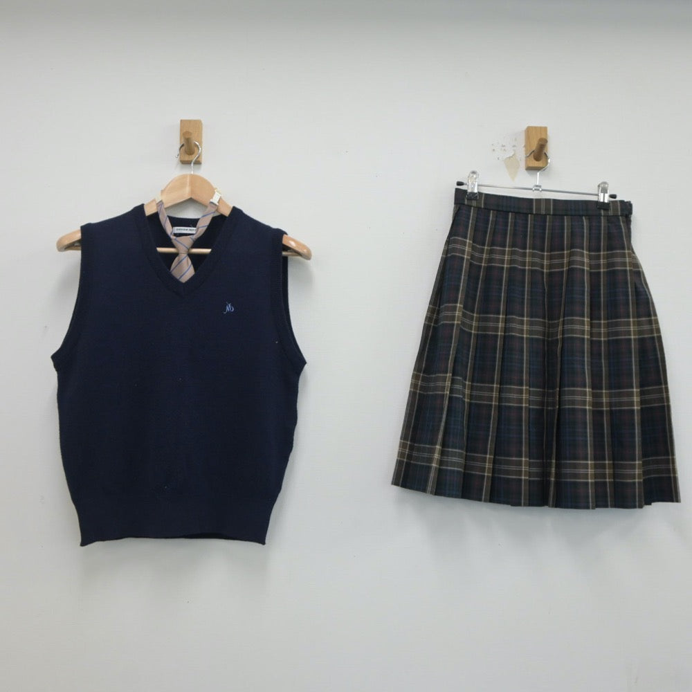 【中古】千葉県 松戸高等学校 女子制服 3点（ニットベスト・スカート）sf021522