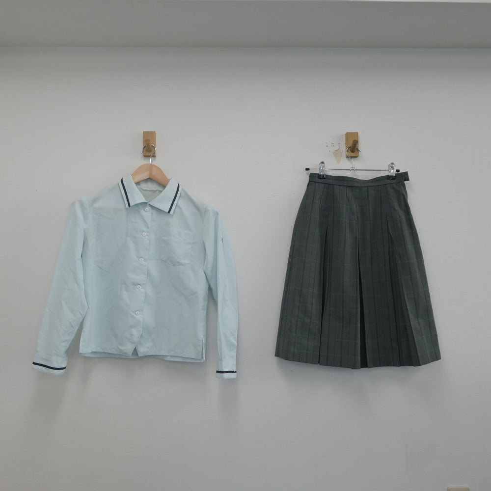 【中古】山形県 山辺高等学校 女子制服 2点（シャツ・スカート）sf021540